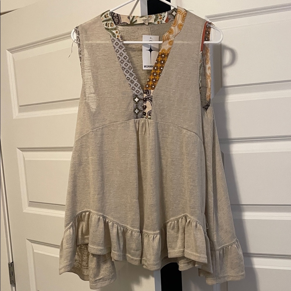 Easel Beige Patchwork Sleeveless Blouse